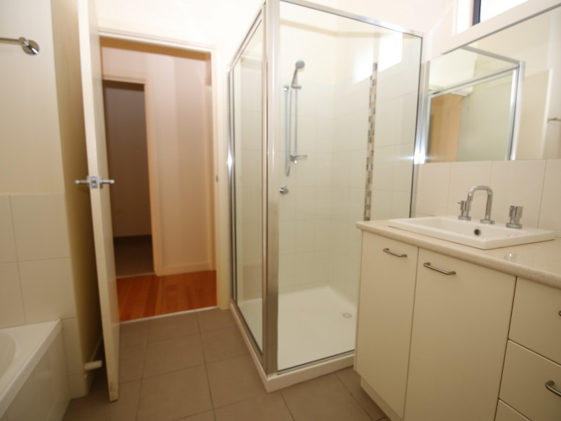 2/91 Bridge, street, Benalla VIC 3672