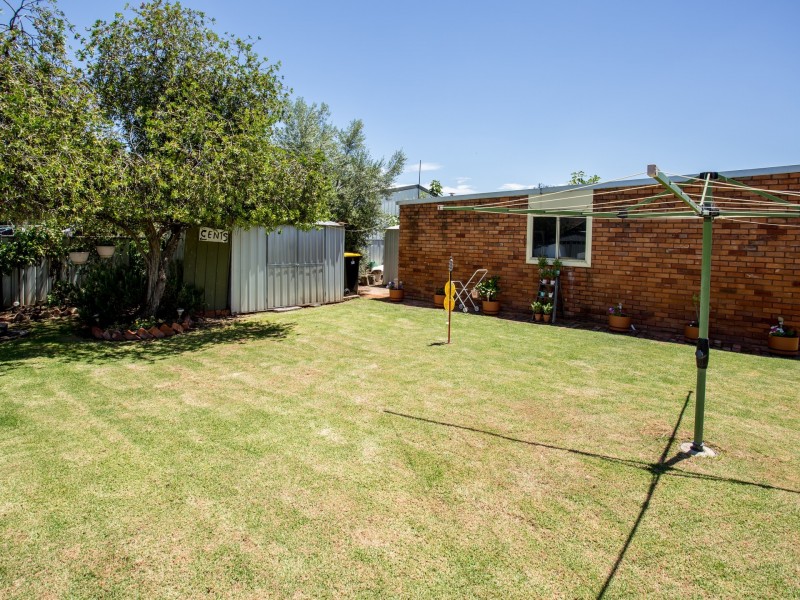 24 Tomkins Parade, Benalla VIC 3672