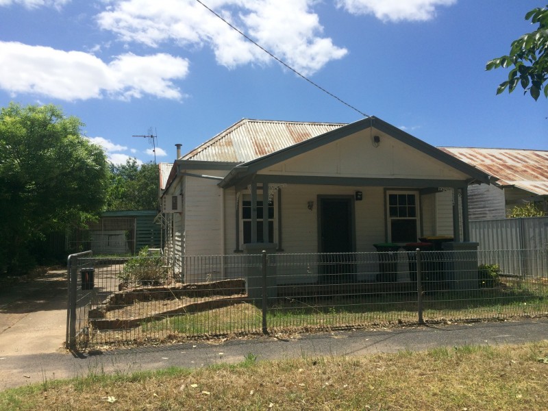 53 Charles St, Benalla VIC 3672