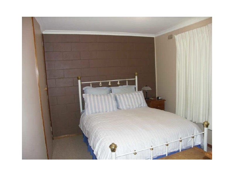 2/9 Hannah Street, Benalla VIC 3672