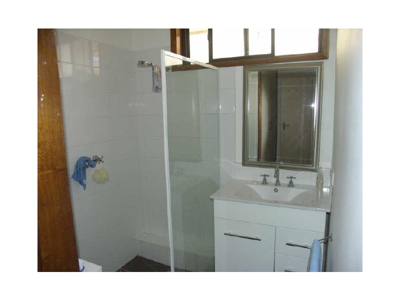 2/9 Hannah Street, Benalla VIC 3672