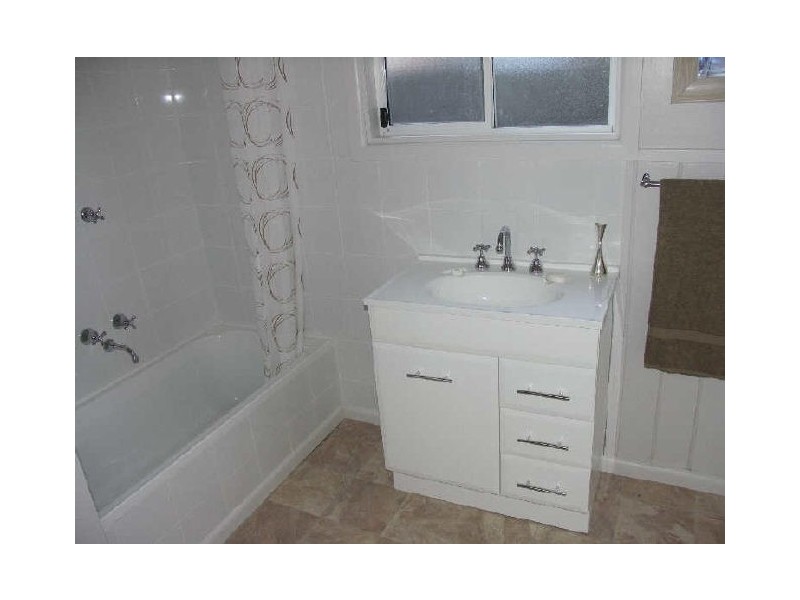 8A Hiscock Court, Benalla VIC 3672