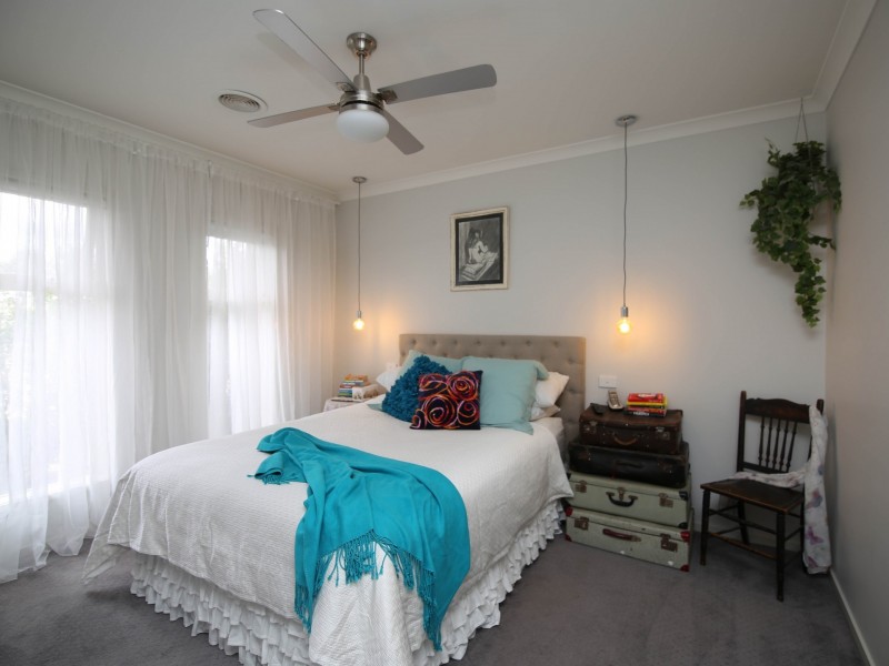 10 Ironbark Drive, Benalla VIC 3672