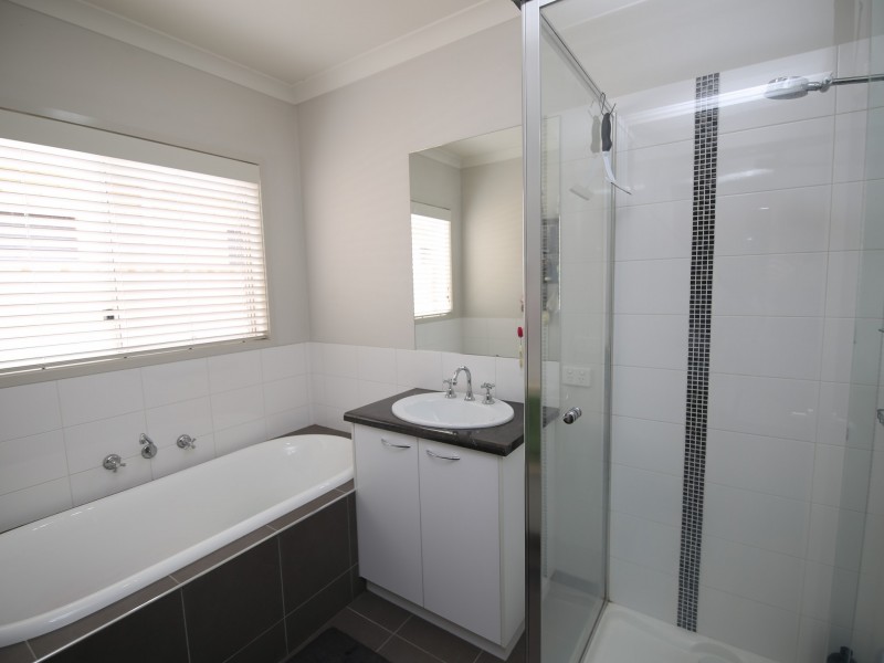 10 Ironbark Drive, Benalla VIC 3672