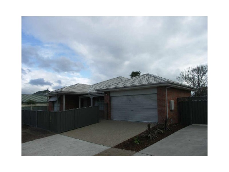 15 Commercial Road, Benalla VIC 3672