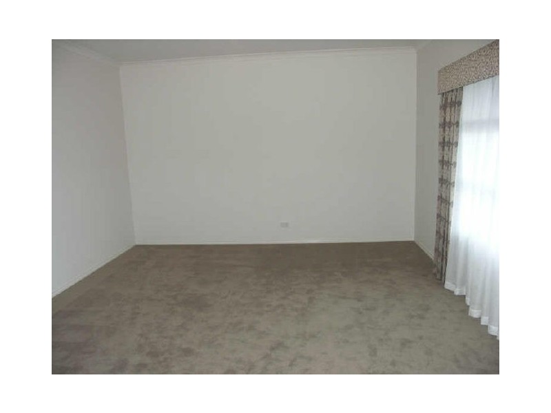 15 Commercial Road, Benalla VIC 3672