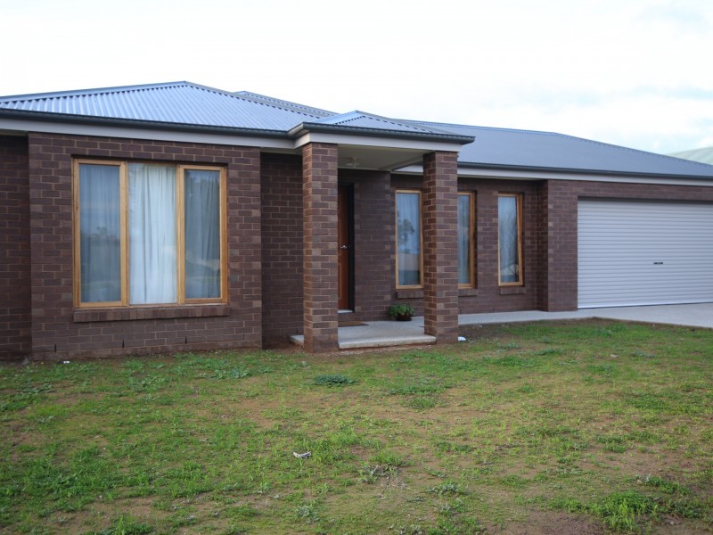 148 Cowan, Benalla VIC 3672