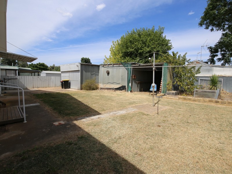 92 Mackellar Street, Benalla VIC 3672