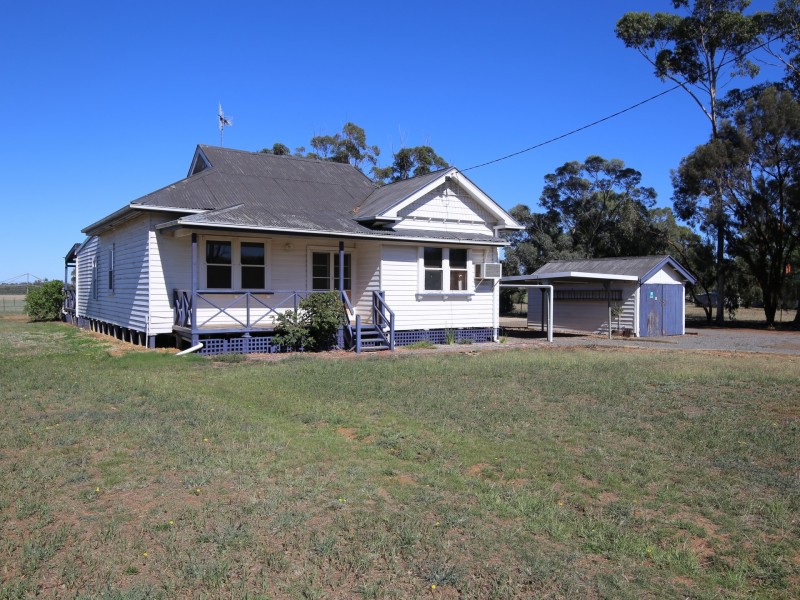 10 Neil Street Goorambat, Benalla VIC 3672