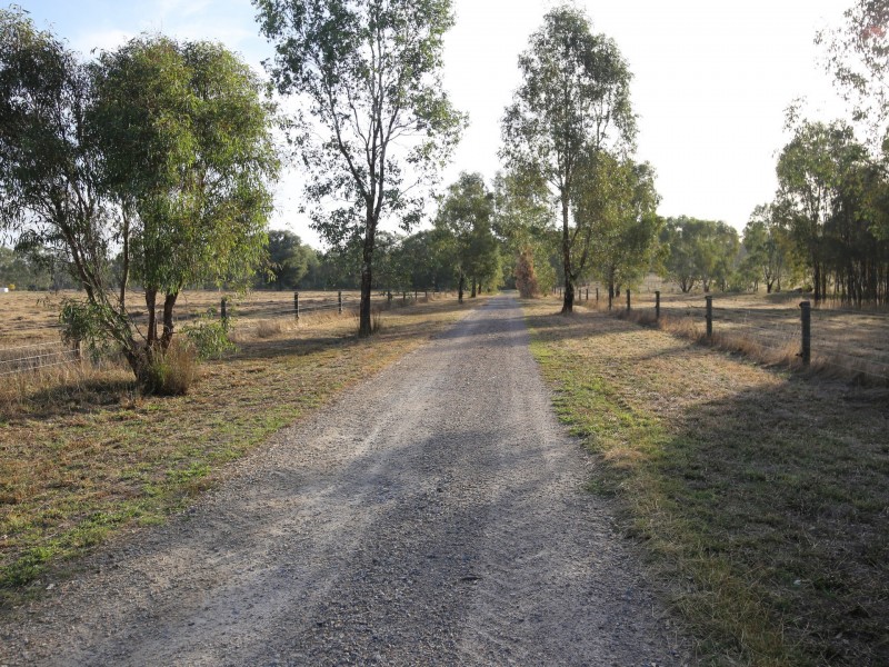 928 Mansfield Road, Benalla VIC 3672