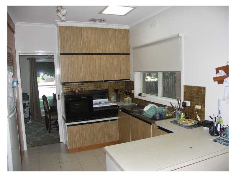 13 Monds Avenue, Benalla VIC 3672