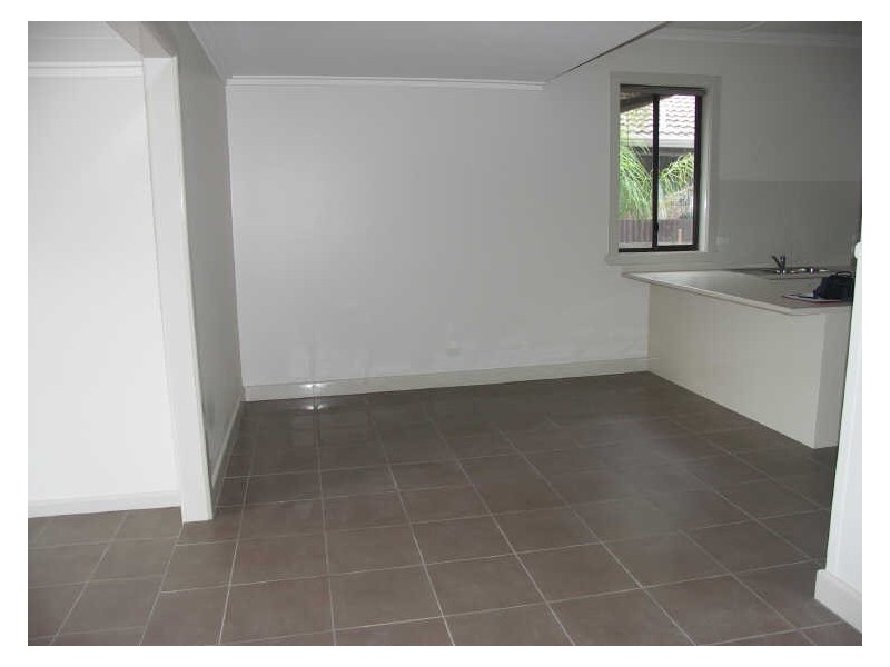 18 Tomkins Parade, Benalla VIC 3672