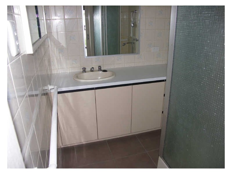 18 Tomkins Parade, Benalla VIC 3672