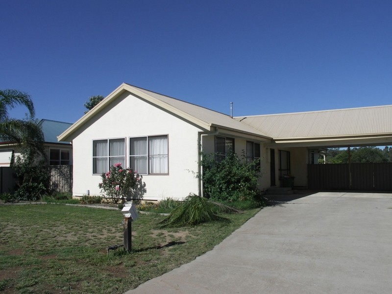 38 Cook Street, Benalla VIC 3672