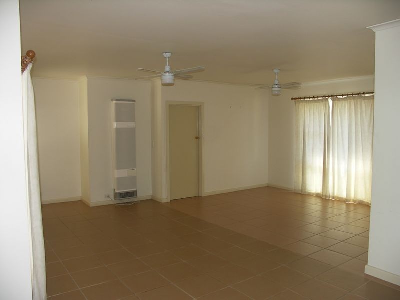 38 Cook Street, Benalla VIC 3672