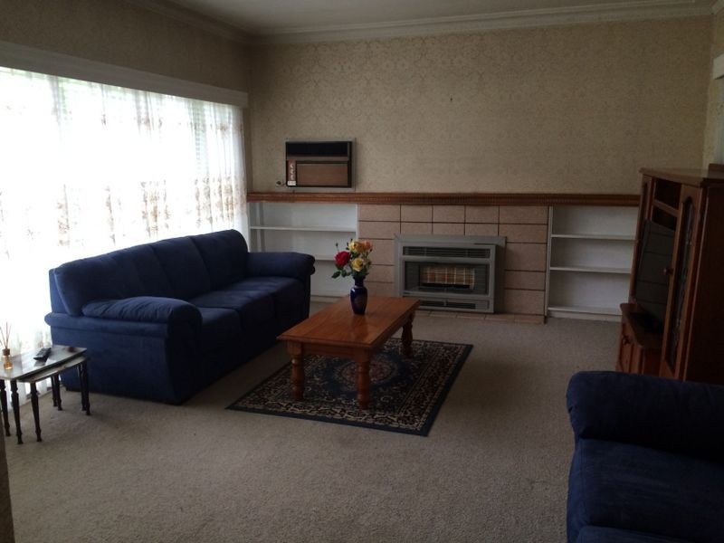 12 Dunlop Place, Benalla VIC 3672