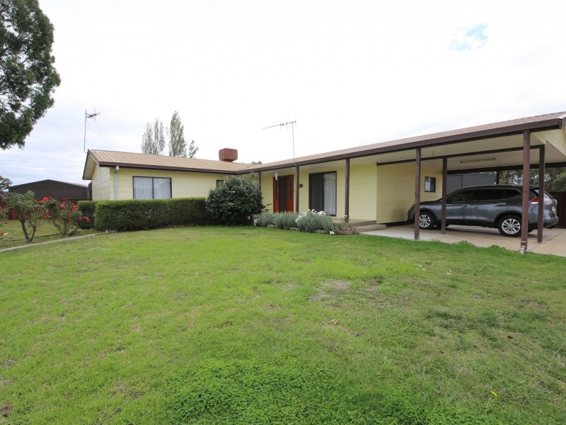 4 Daniels Street, Benalla VIC 3672