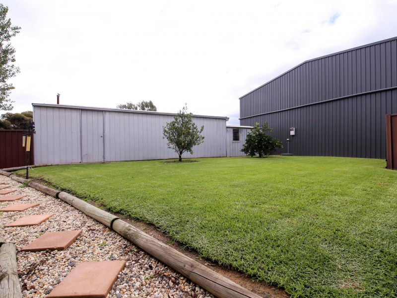 4 Daniels Street, Benalla VIC 3672