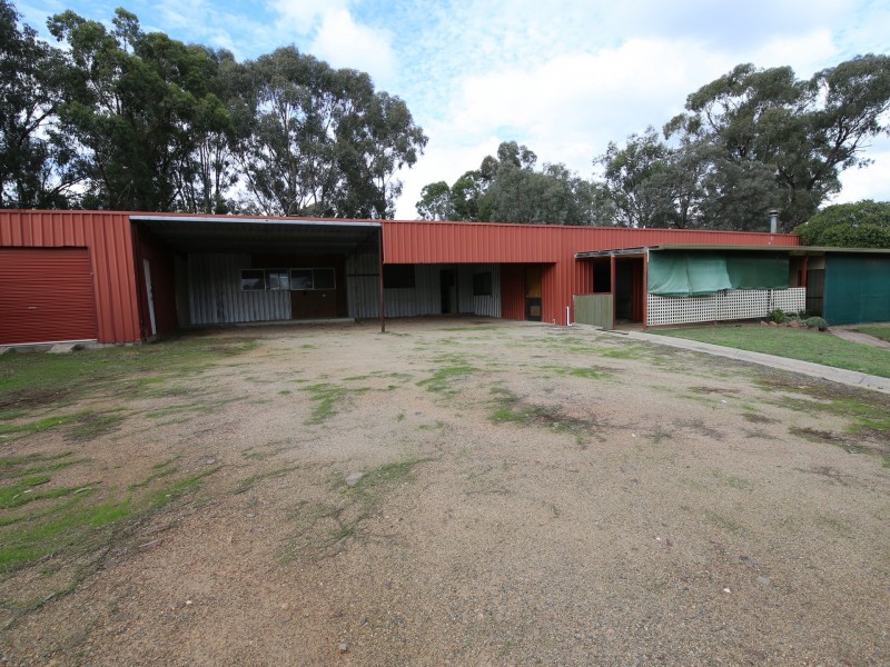 518 Four Mile Road, Benalla VIC 3672