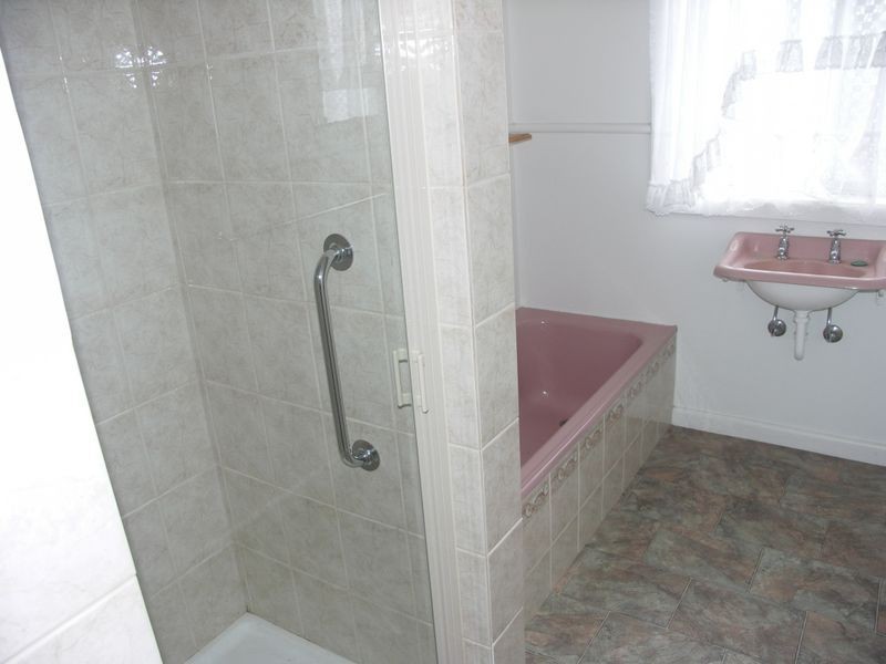 13 Melrose Street, Benalla VIC 3672