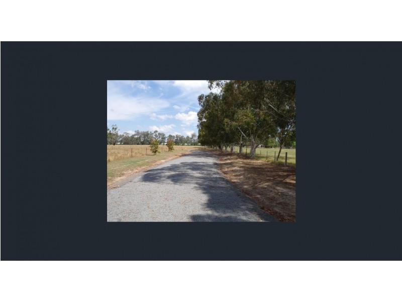 151A/B Grant Dr, Benalla VIC 3672