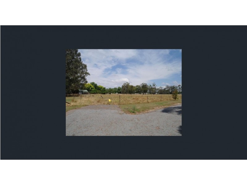 151A/B Grant Dr, Benalla VIC 3672