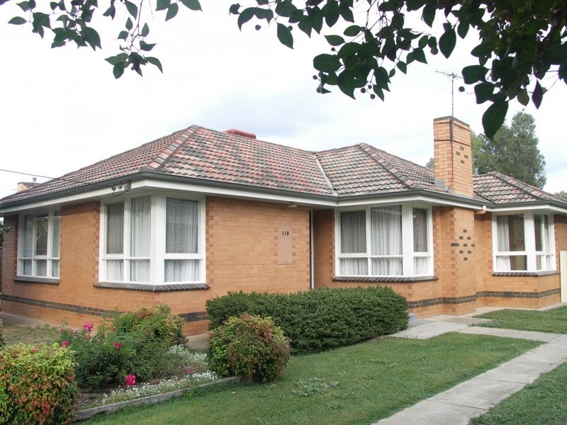 118 Clarke Street, Benalla VIC 3672