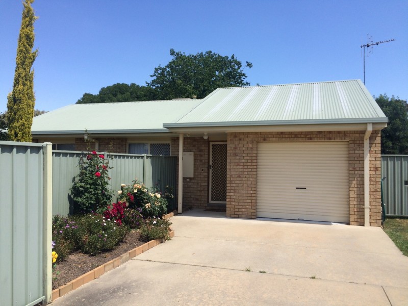 2/7 Goodenia Drive, Benalla VIC 3672