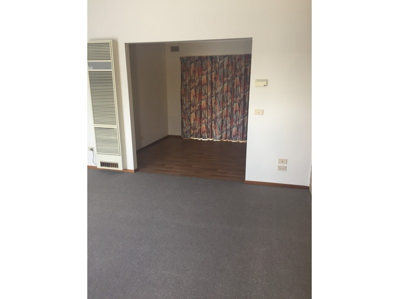 2/7 Goodenia Drive, Benalla VIC 3672