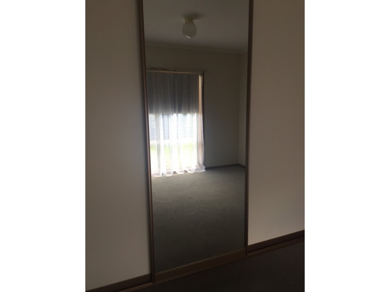 2/7 Goodenia Drive, Benalla VIC 3672