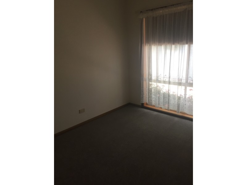 2/7 Goodenia Drive, Benalla VIC 3672