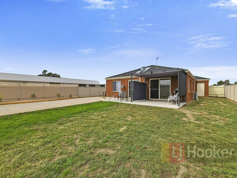 72 Cowan Street, Benalla VIC 3672