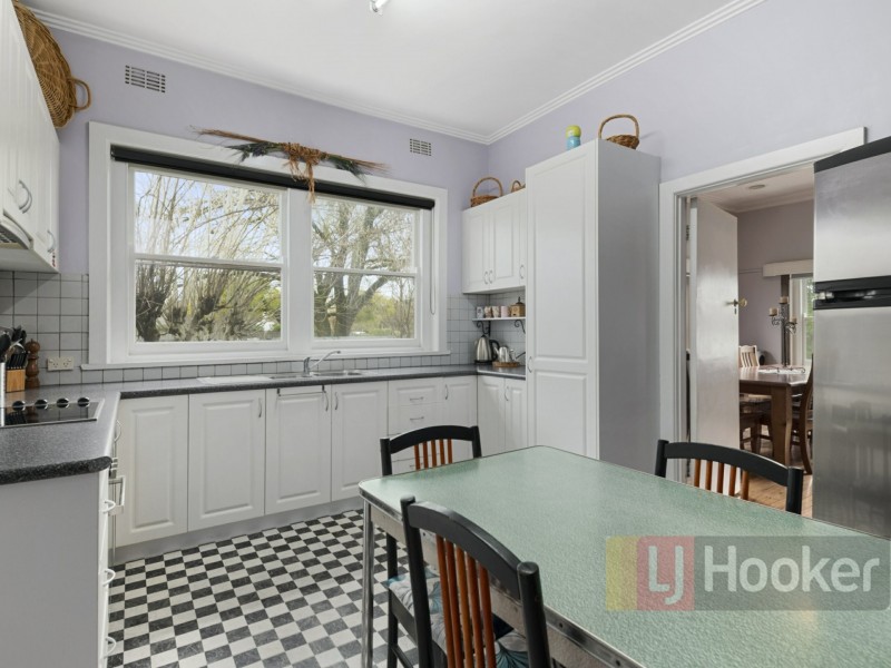 22 Goomalibee Street, Benalla VIC 3672