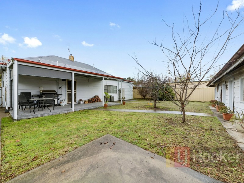 22 Goomalibee Street, Benalla VIC 3672
