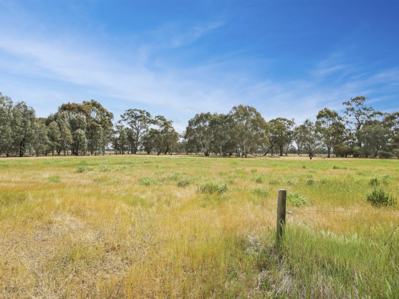 450 Four Mile Road, Benalla VIC 3672