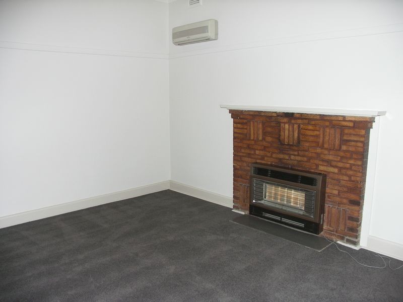 18 Tomkins Parade, Benalla VIC 3672