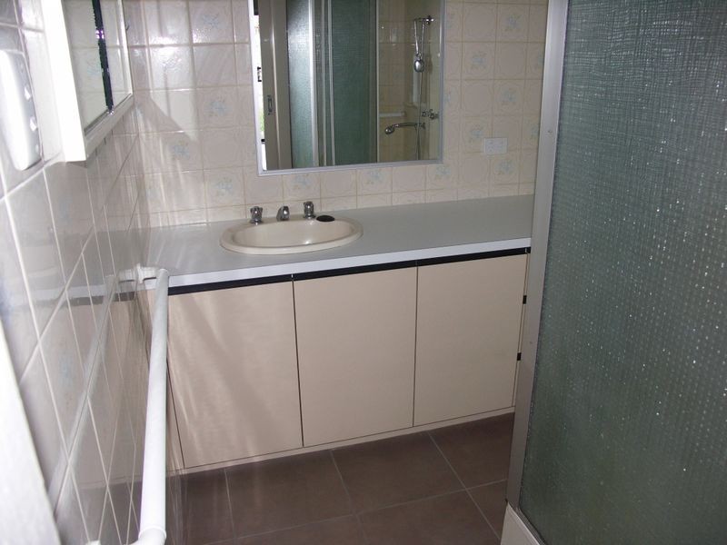 18 Tomkins Parade, Benalla VIC 3672