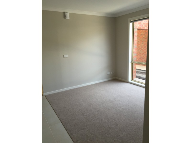 1/140 Mackellar street, Benalla VIC 3672