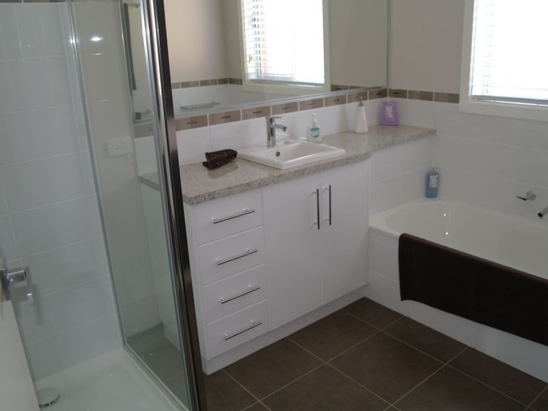 6 Carlyle Street, Benalla VIC 3672