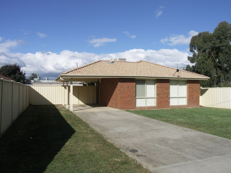 2 Georgesay Court, Benalla VIC 3672