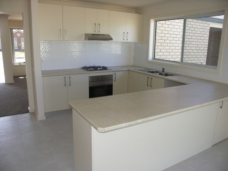 12 Schulz Street, Benalla VIC 3672