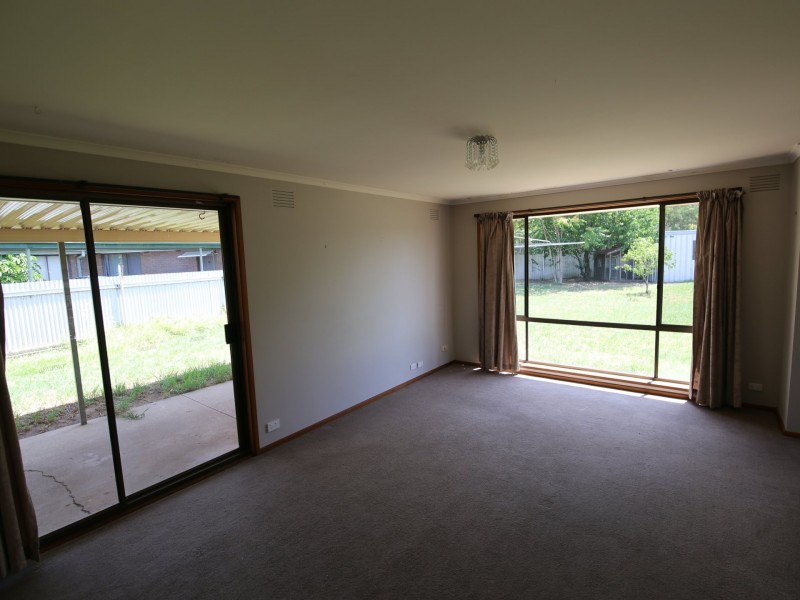 11 Hannah Street, Benalla VIC 3672