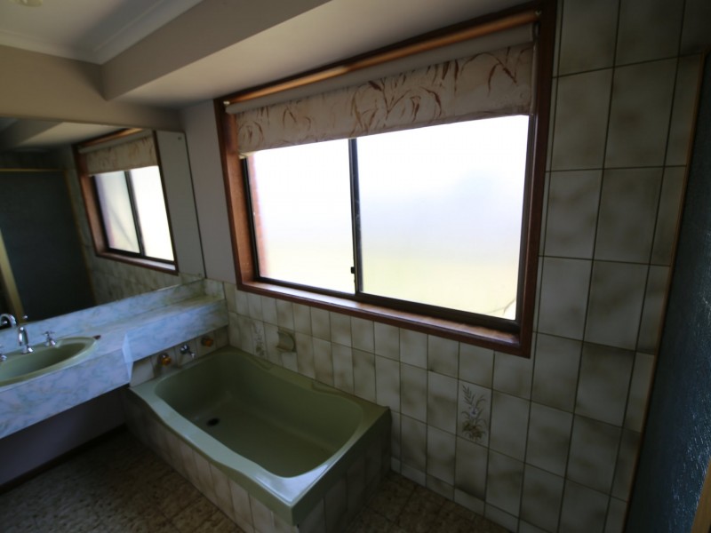 11 Hannah Street, Benalla VIC 3672