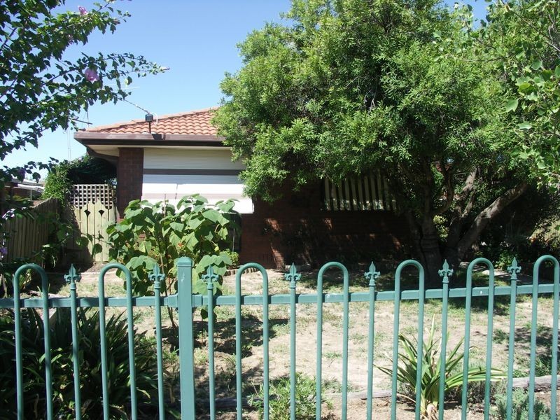 13 Oak Avenue, Benalla VIC 3672