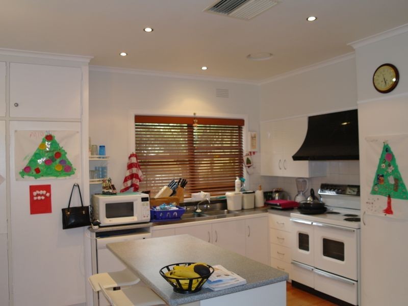 24 Egmont Street, Benalla VIC 3672