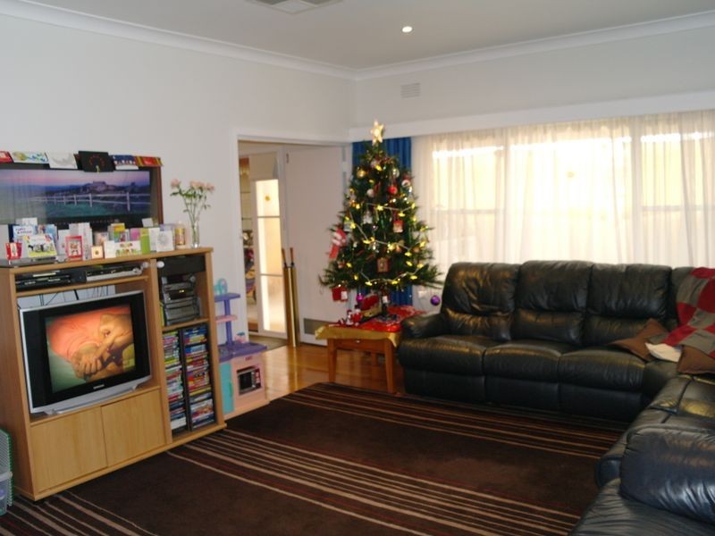 24 Egmont Street, Benalla VIC 3672