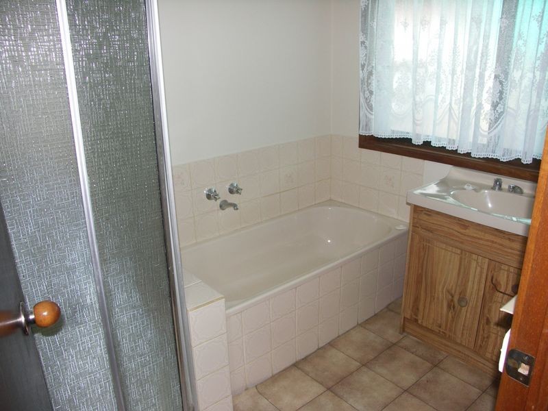 1-144 Waller Street, Benalla VIC 3672