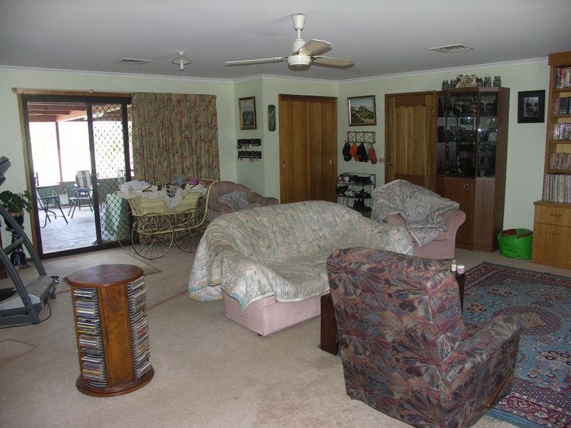 42 Racecourse Road, Benalla VIC 3672