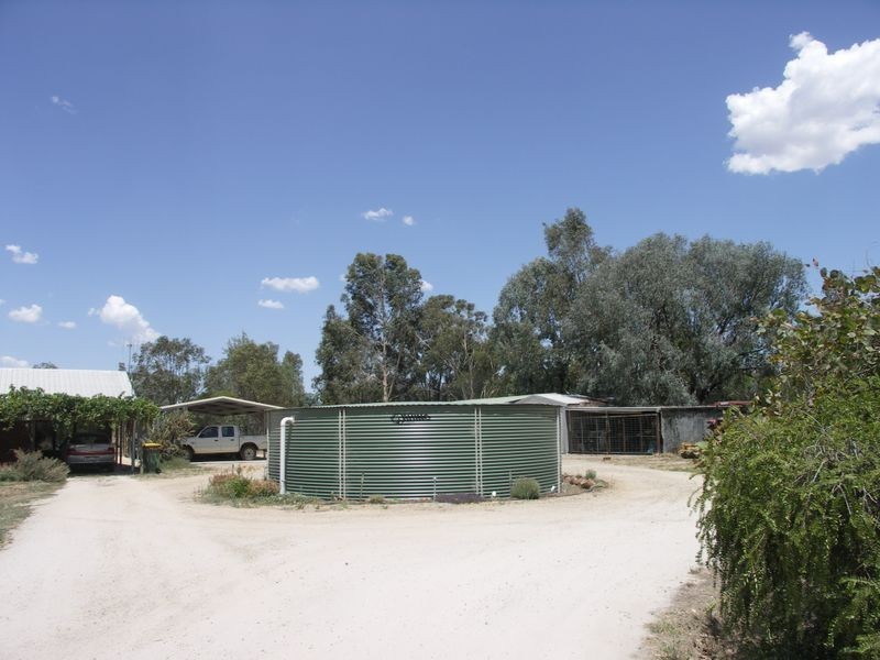 42 Racecourse Road, Benalla VIC 3672