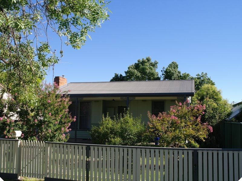 21 Meadows Avenue, Benalla VIC 3672